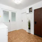 Cozy With Balcony Near Muzeum Zycia Апартаменты