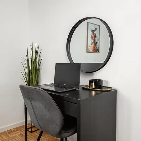 Lumina I Cozy 2br With Balcony I Parking I Center * Warsaw